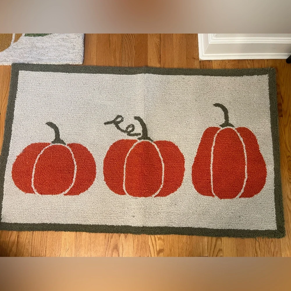 - Heavy woven fall pumpkin rug fall Halloween